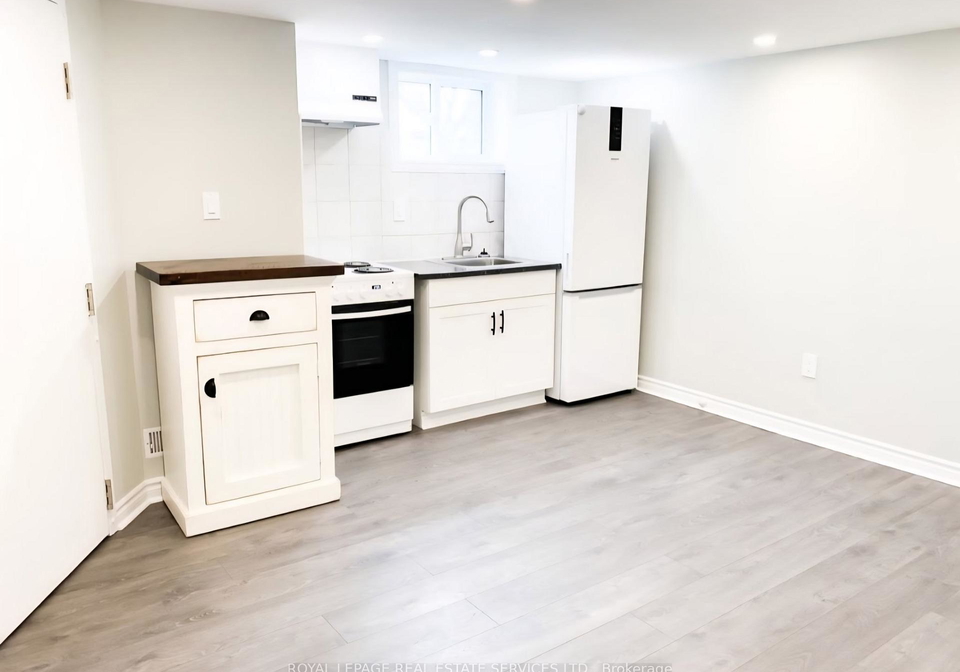 36-dayton-avenue-etobicoke-ontario-w12779580