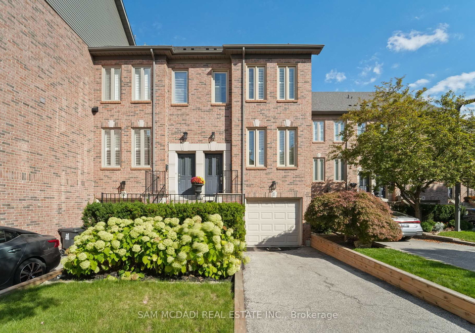 195-grand-avenue-etobicoke-ontario-w12779672