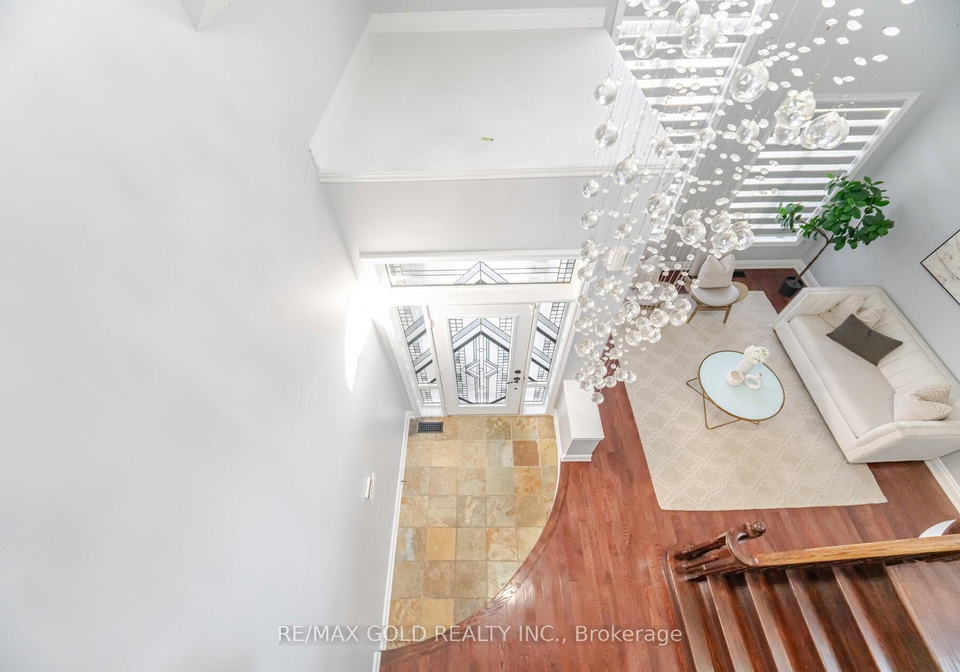 32-eaglesprings-crescent-brampton-ontario-w12779992
