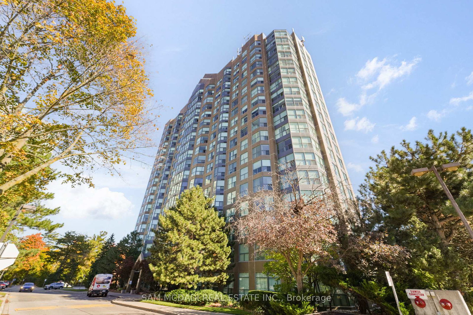2177-burnhamthorpe-road-w-mississauga-ontario-w12780016