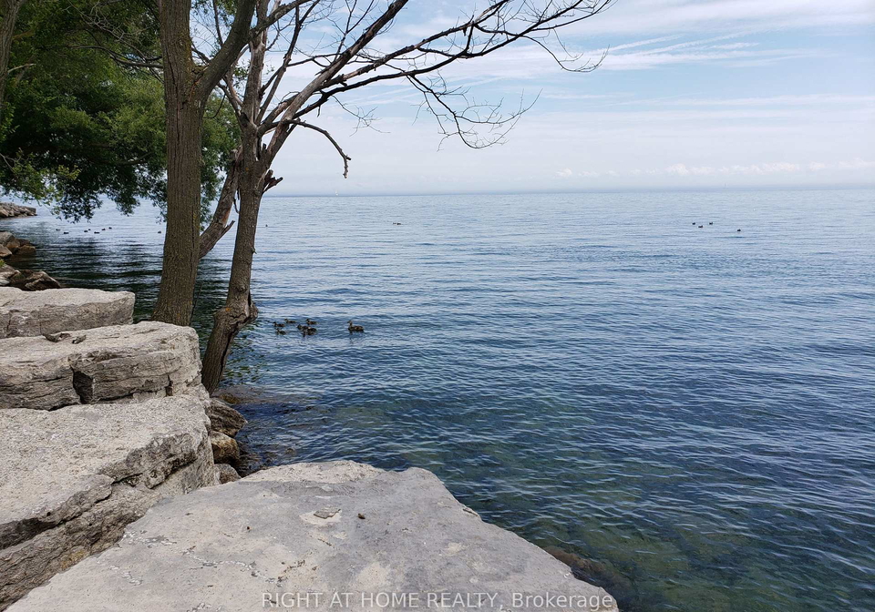 2673-lake-shore-boulevard-w-etobicoke-ontario-w12780100