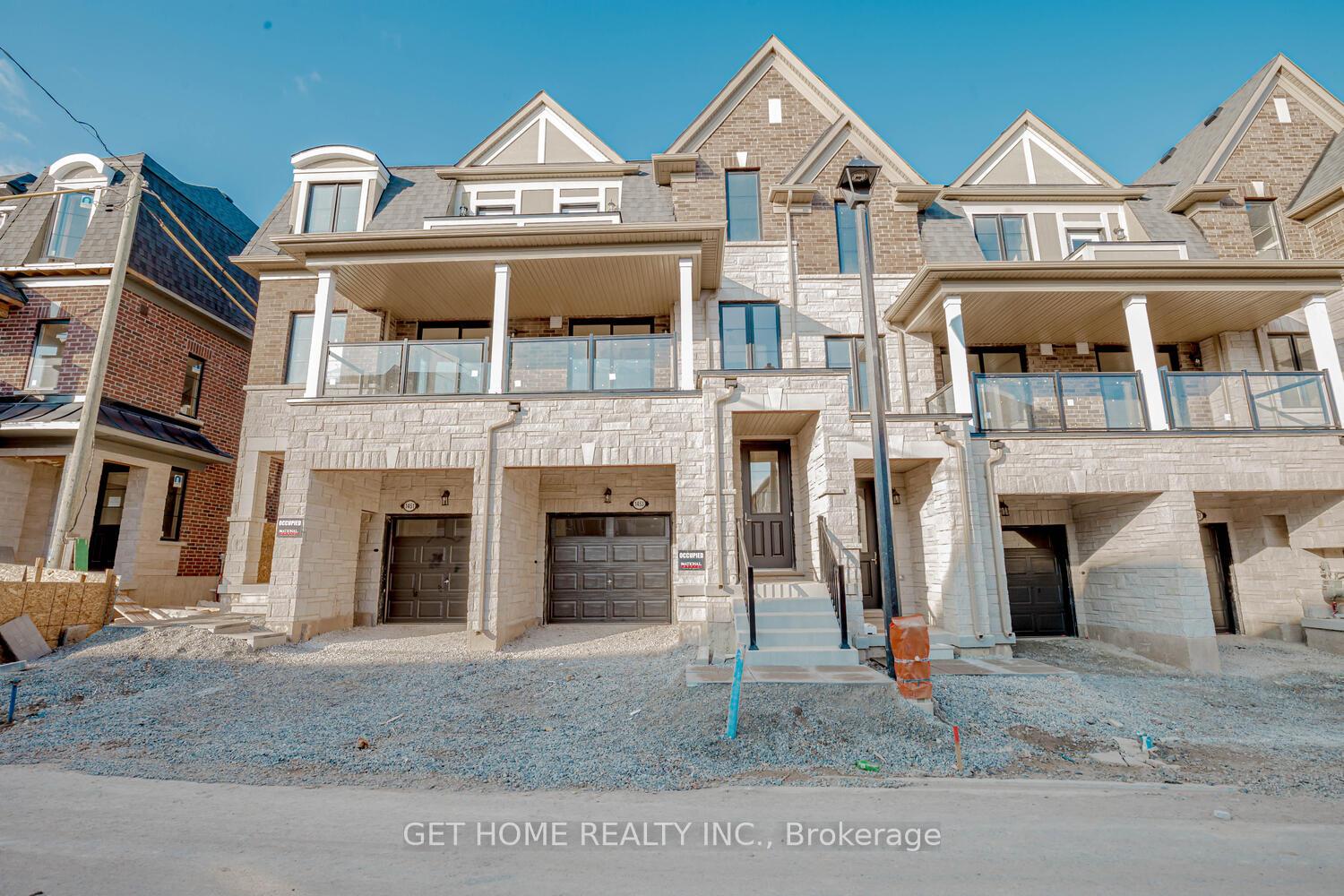 1453-national-common-burlington-ontario-w12780102