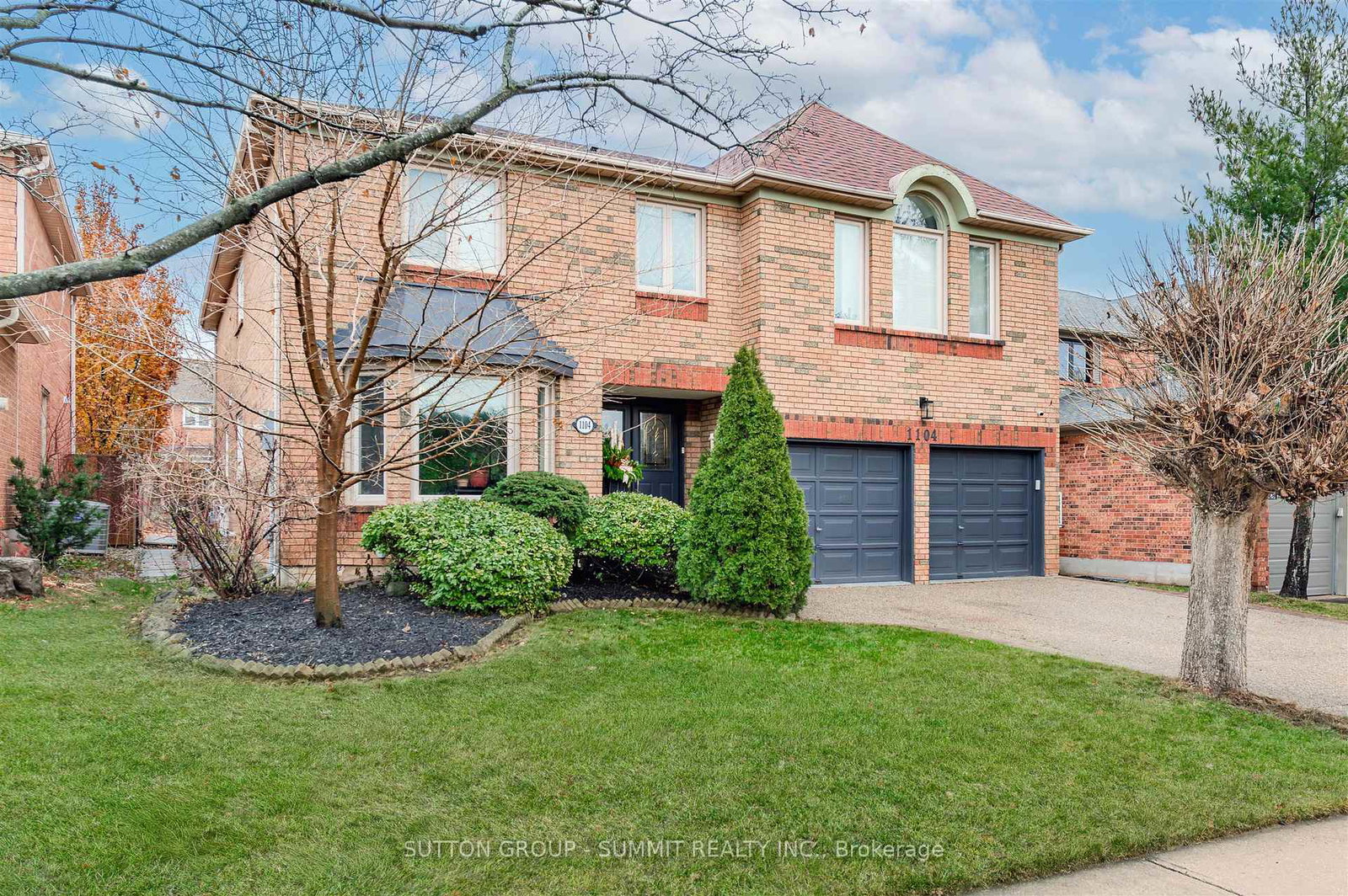 1104-ambercroft-lane-oakville-ontario-w12780256