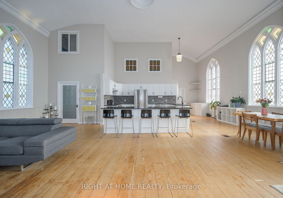 3318-dundas-street-burlington-ontario-w12780318