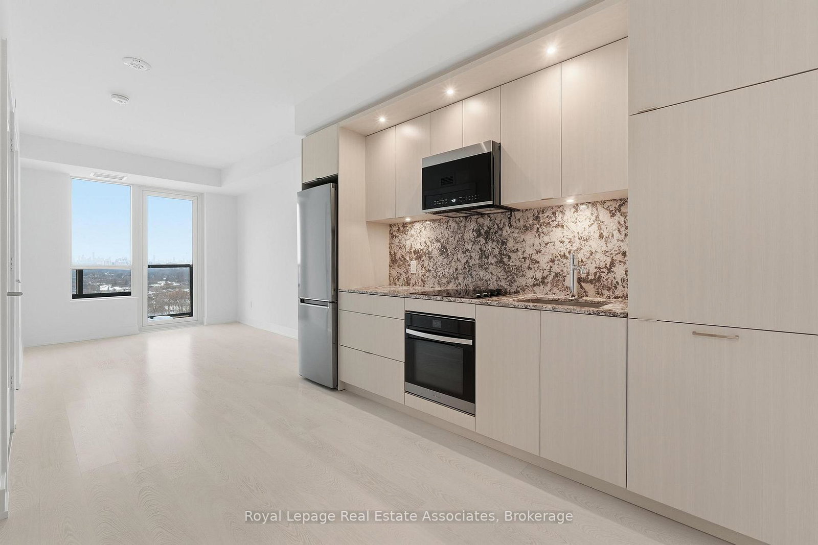 60-central-park-roadway-etobicoke-ontario-w12780604