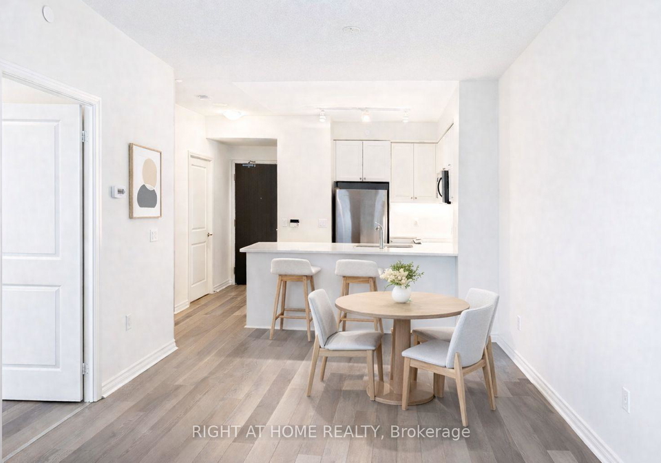 39-annie-craig-drive-etobicoke-ontario-w12780932