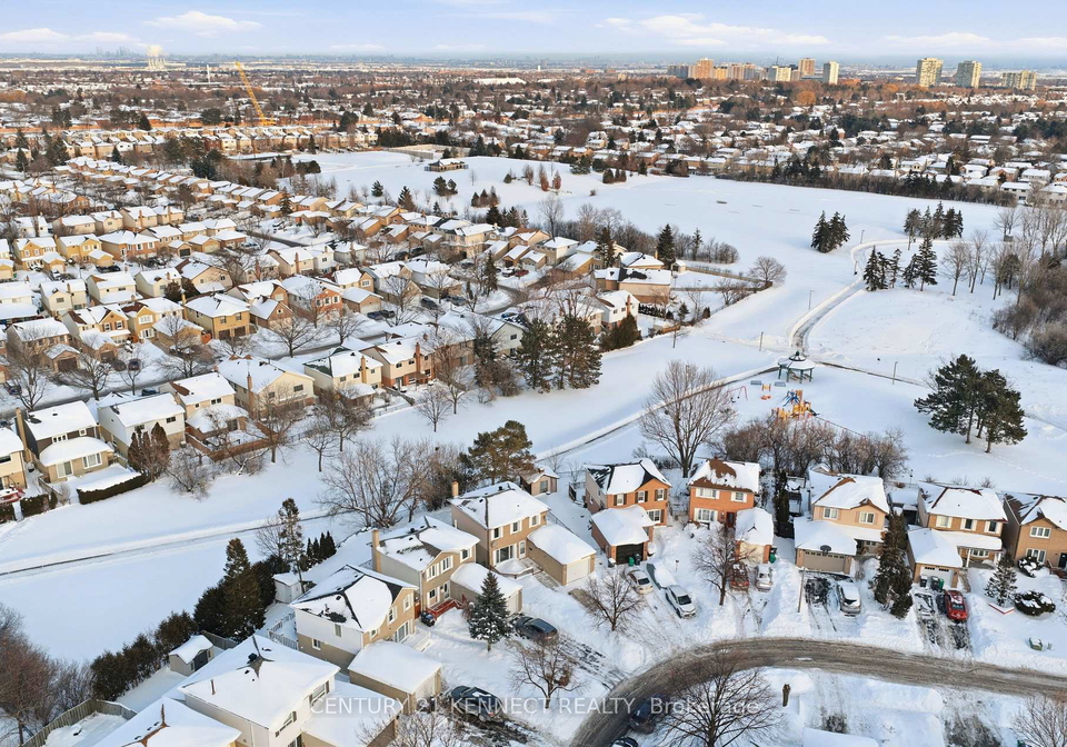 22-norma-crescent-brampton-ontario-w12781386