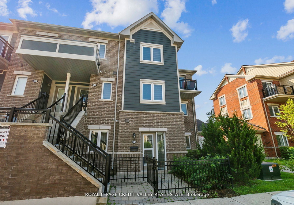 250-sunny-meadow-boulevard-brampton-ontario-w12781394