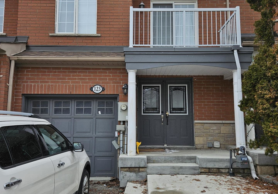 123-checkerberry-crescent-brampton-ontario-w12781718