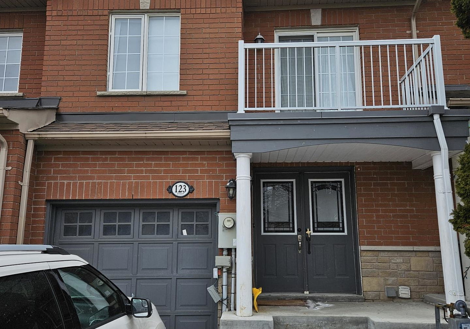 123-checkerberry-crescent-brampton-ontario-w12781718