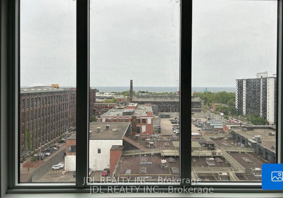 285-dufferin-street-toronto-ontario-w12781828