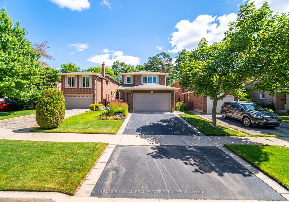 375-parkridge-crescent-oakville-ontario-w12783022