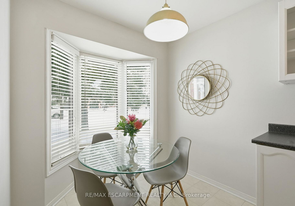 2047-chrisdon-road-burlington-ontario-w12783434