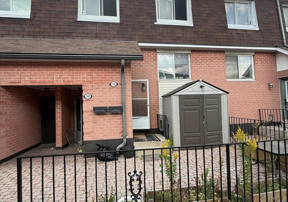 2170-bromsgrove-road-mississauga-ontario-w12783472