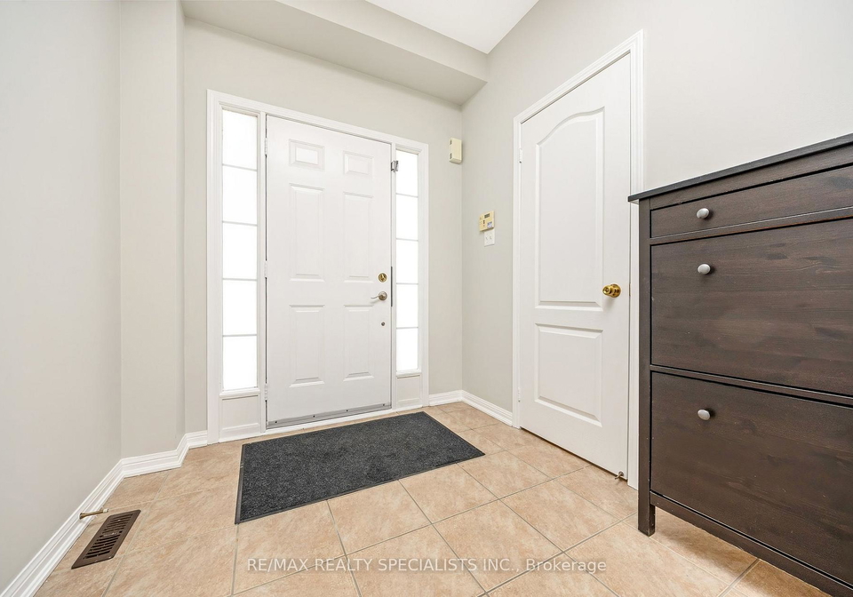 1083-trudeau-drive-milton-ontario-w12784074