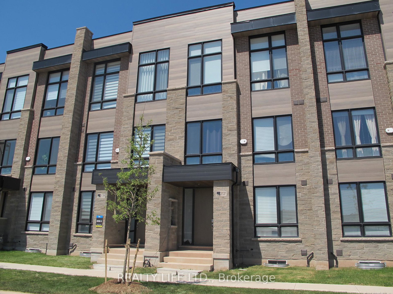 3137-meadowridge-drive-oakville-ontario-w12784114