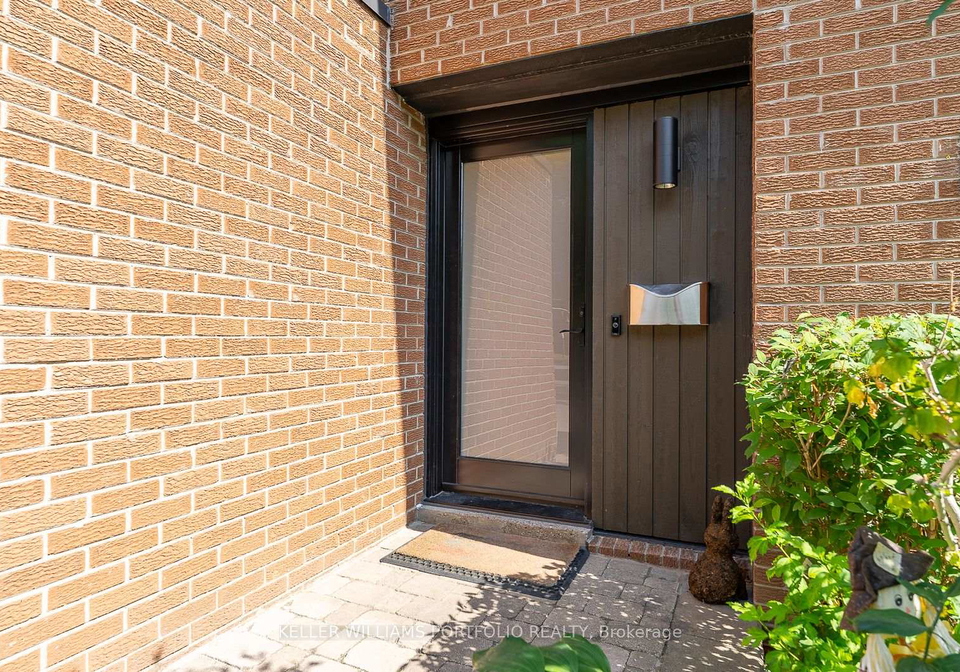 138royal-york-road-etobicoke-ontario-w12784394