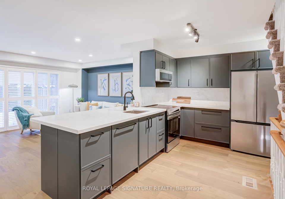 1050-grand-boulevard-oakville-ontario-w12784694