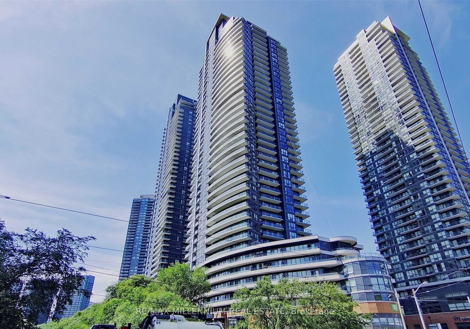 2212-lake-shore-boulevard-etobicoke-ontario-w12784696
