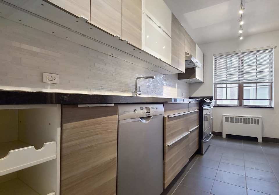 65-old-mill-road-etobicoke-ontario-w12784834