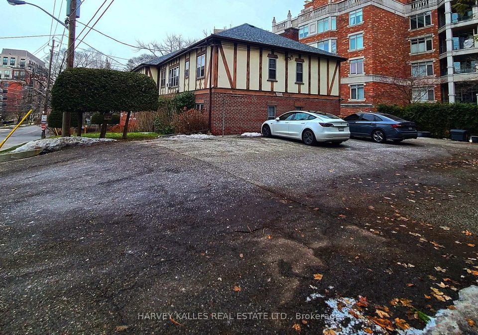 65-old-mill-road-etobicoke-ontario-w12784850