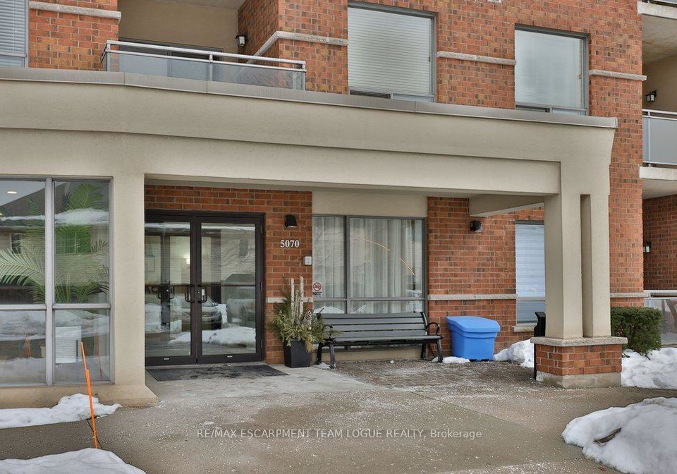 5070-fairview-street-burlington-ontario-w12784984