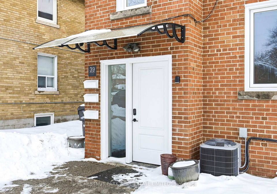 39-penhurst-avenue-etobicoke-ontario-w12785126