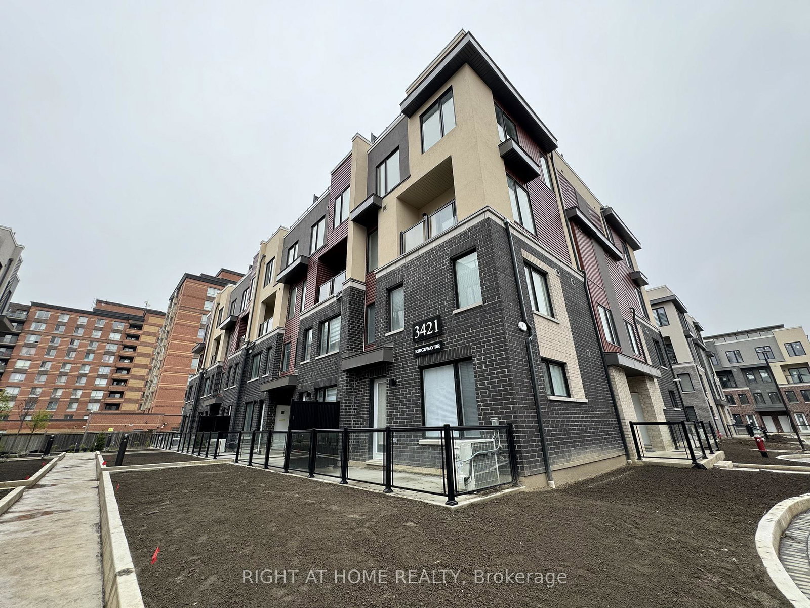 3421-ridgeway-drive-mississauga-ontario-w12785214
