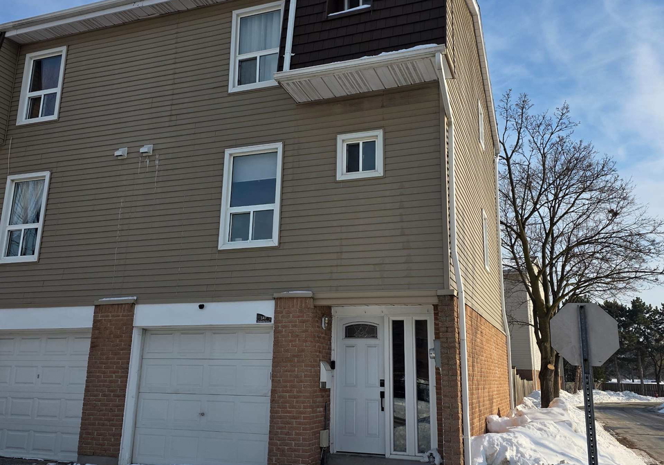 147-enderby-crescent-brampton-ontario-w12785280