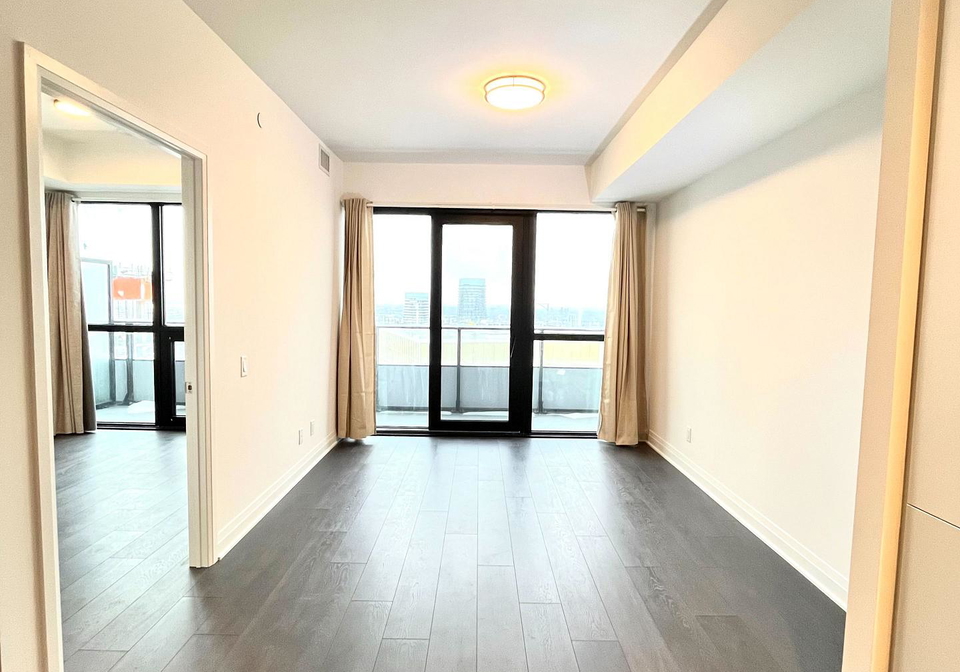 4015-the-exchange-mississauga-ontario-w12785580