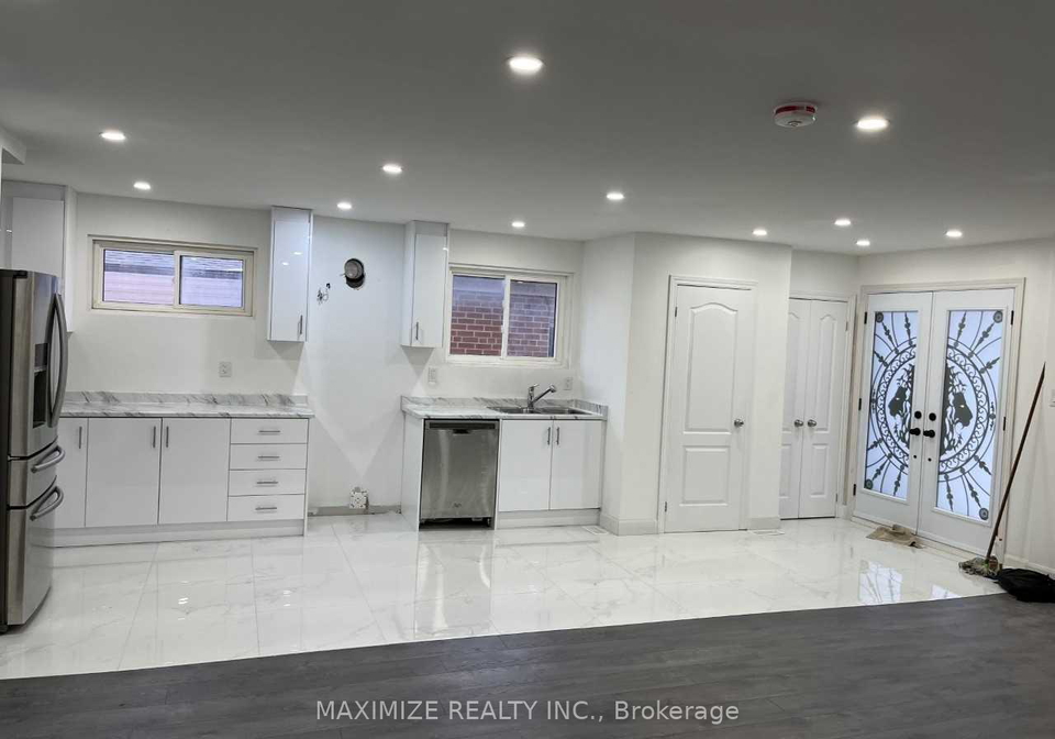 7287-dellaport-drive-mississauga-ontario-w12785854