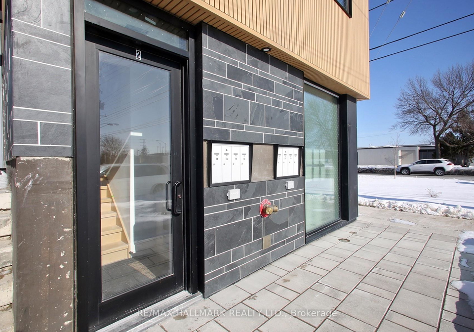 2-owen-drive-etobicoke-ontario-w12785966
