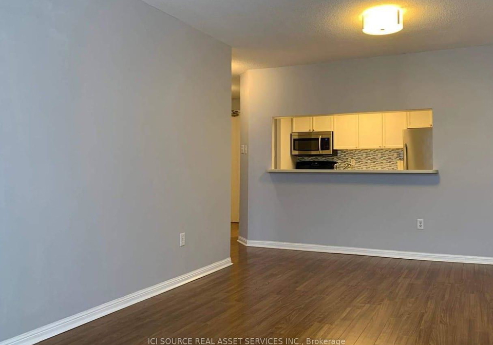 101-subway-crescent-etobicoke-ontario-w12785996