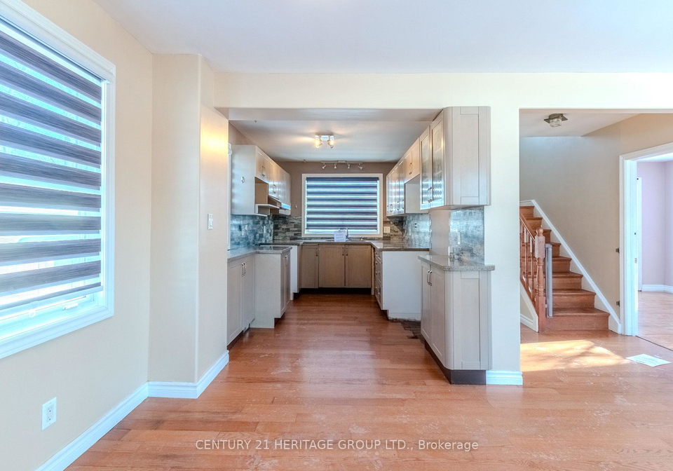 2232-queensway-drive-burlington-ontario-w12786096