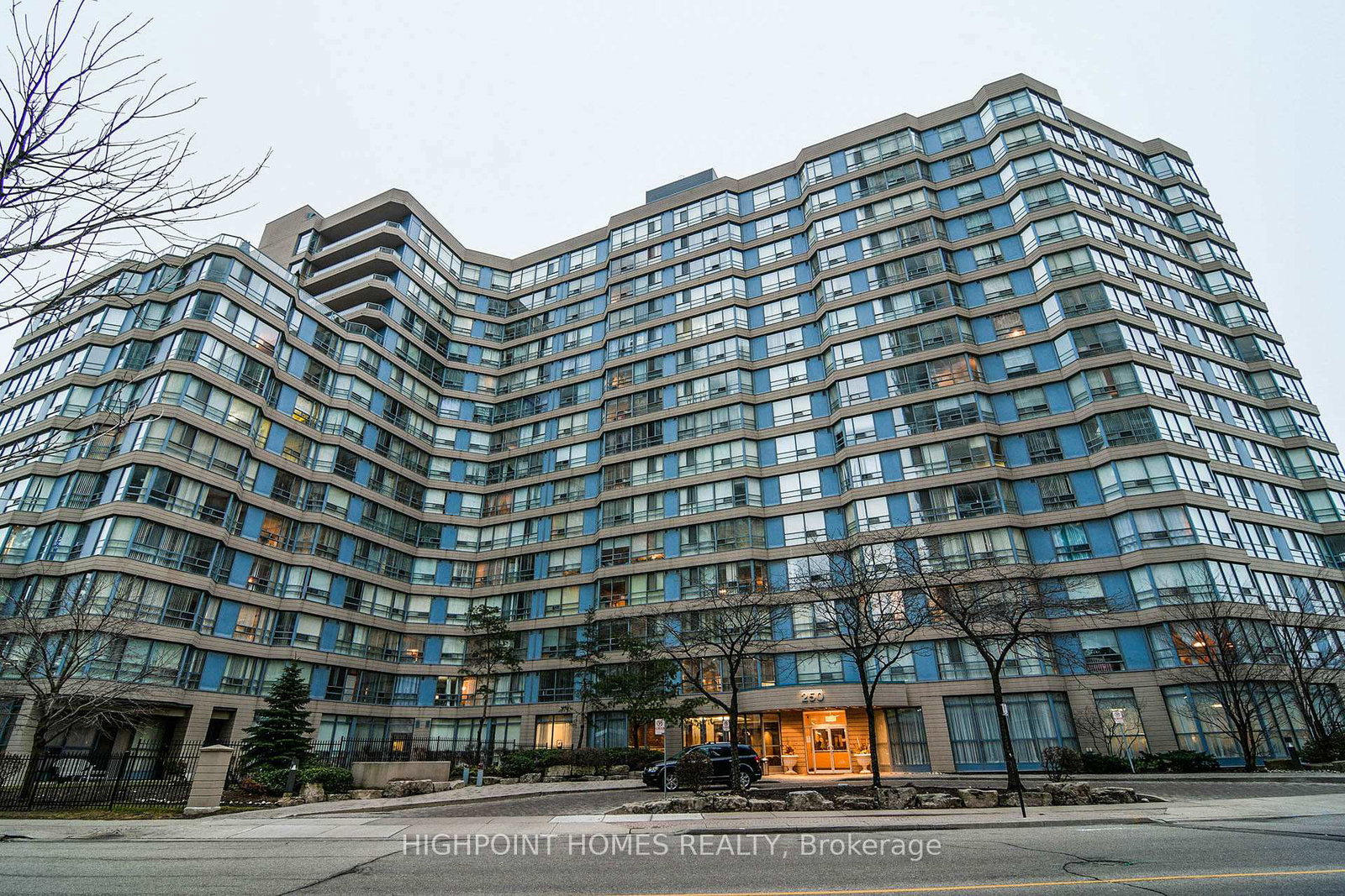 250-webb-drive-mississauga-ontario-w12786524