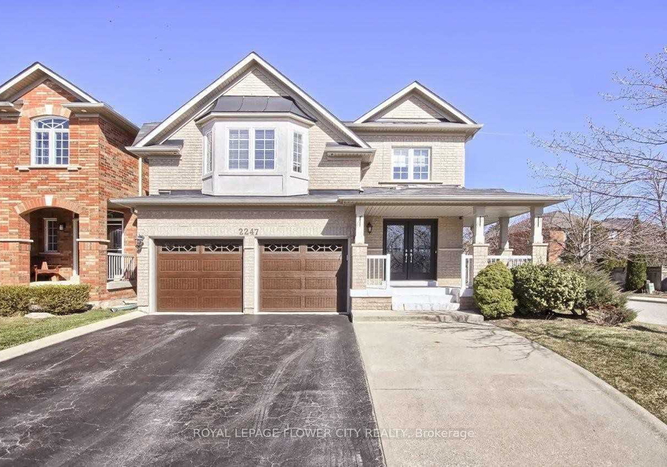 2247-empire-crescent-w-burlington-ontario-w12786666