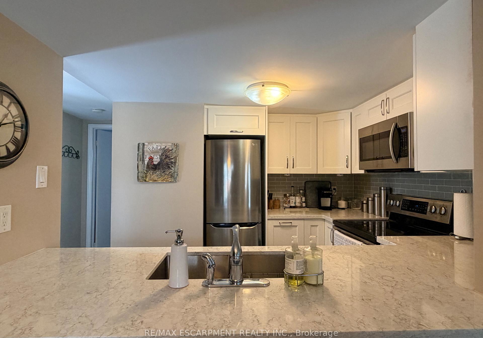 2530-northampton-boulevard-burlington-ontario-w12786686