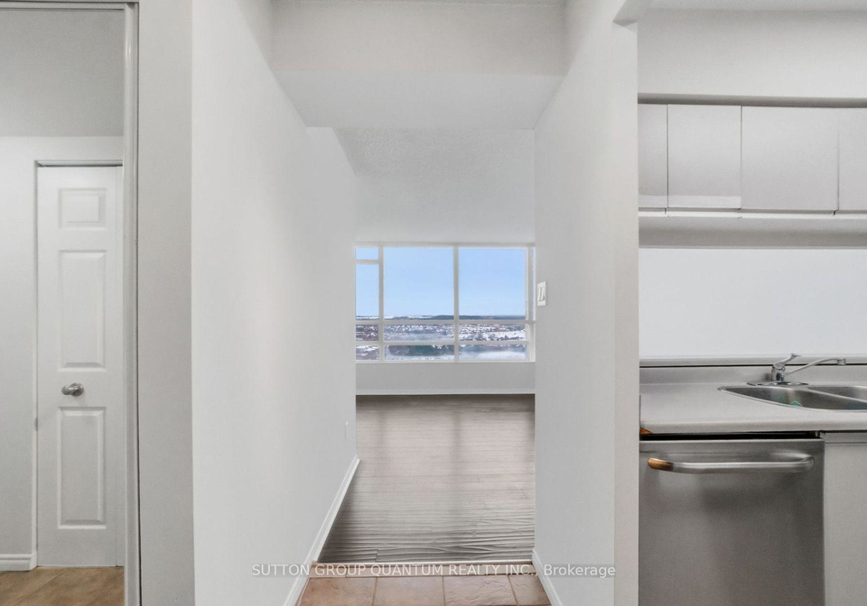50-kingsbridge-garden-mississauga-ontario-w12786874