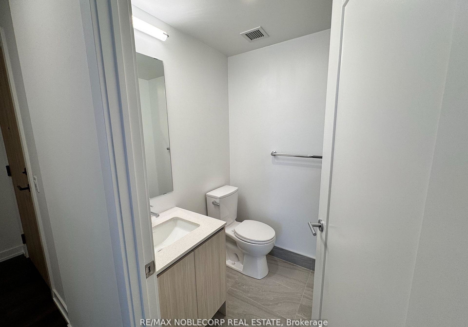 801-the-queensway-etobicoke-ontario-w12786938