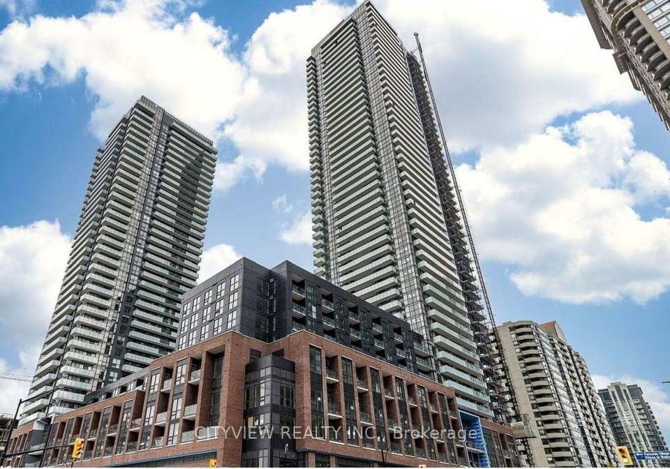 430-square-one-drive-mississauga-ontario-w12787748
