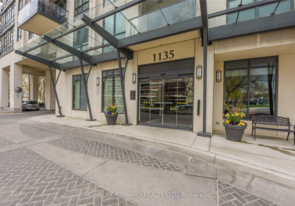 1135-royal-york-court-etobicoke-ontario-w12787764