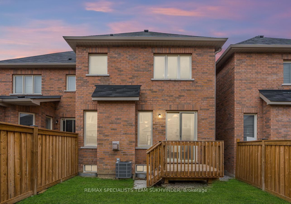 64-villadowns-trail-brampton-ontario-w12787788