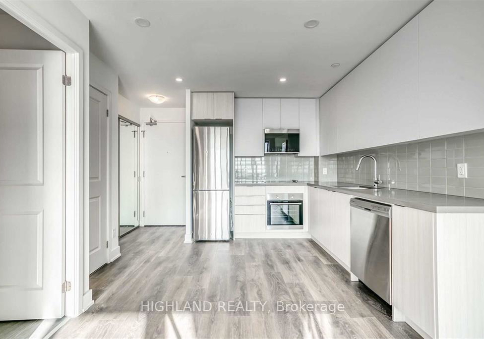 297-oak-walk-drive-oakville-ontario-w12787900