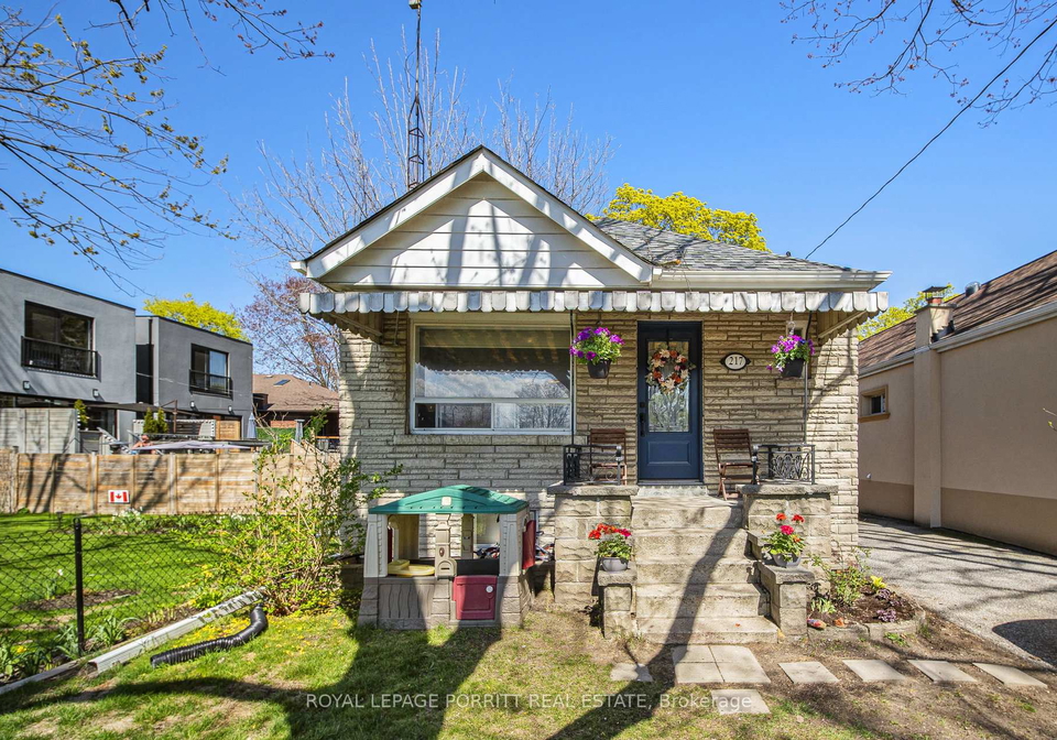 217-alderbrae-avenue-etobicoke-ontario-w12787970