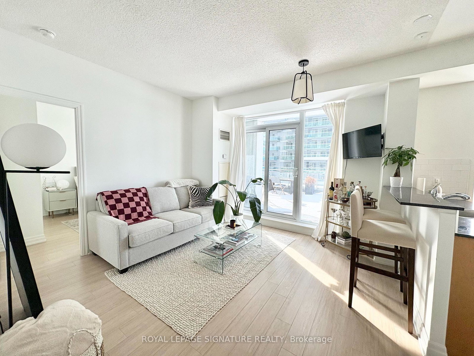 2121-lake-shore-boulevard-w-etobicoke-ontario-w12788006