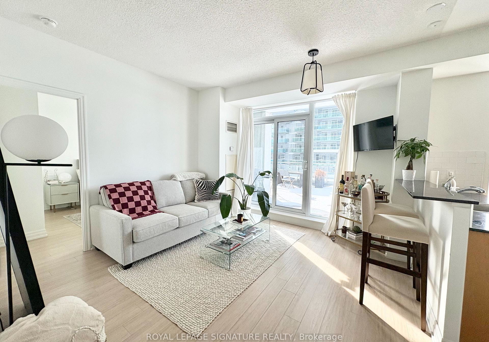 2121-lake-shore-boulevard-w-etobicoke-ontario-w12788006