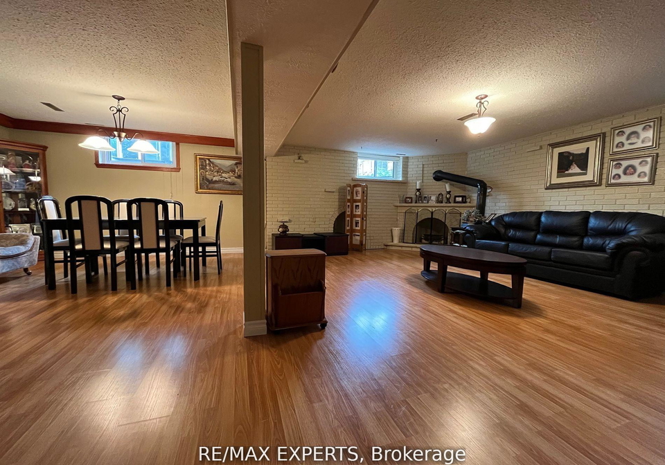 12-blue-haven-crescent-york-ontario-w12788080
