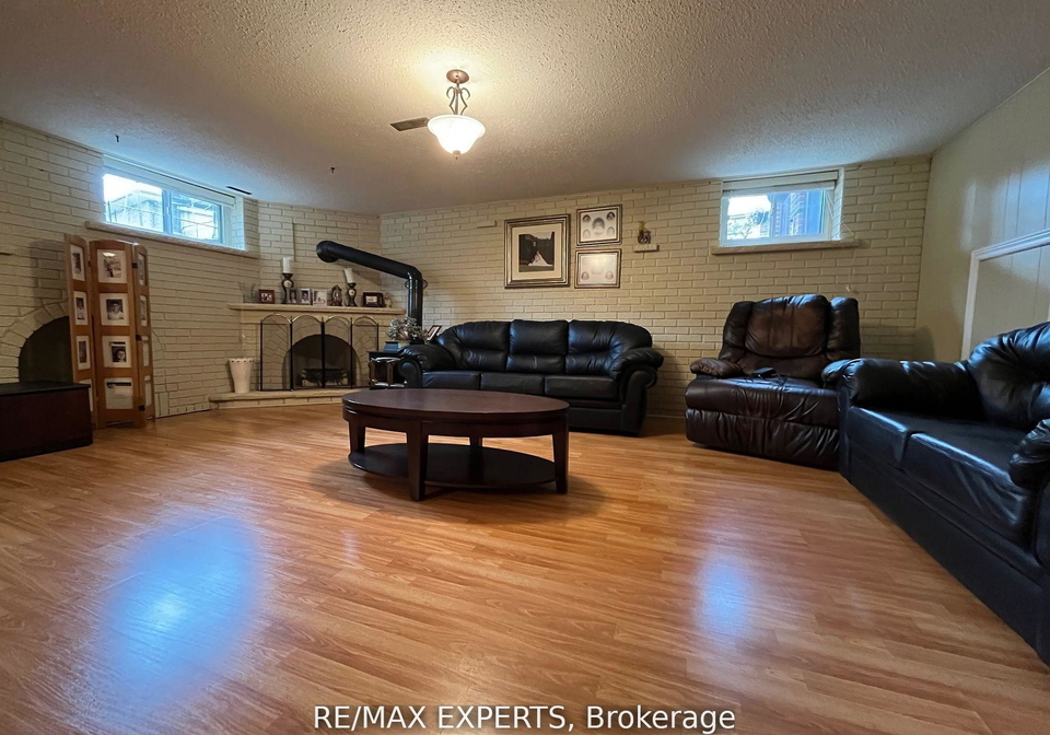12-blue-haven-crescent-york-ontario-w12788080