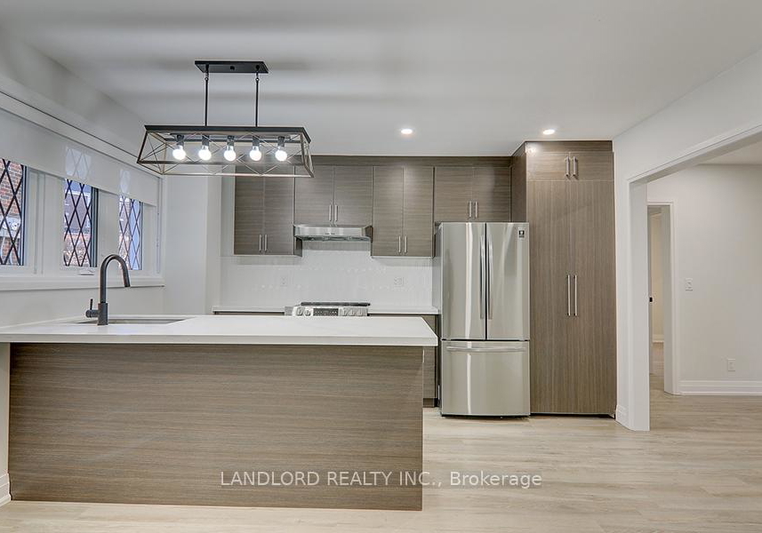 2520-bloor-street-w-toronto-ontario-w12788428