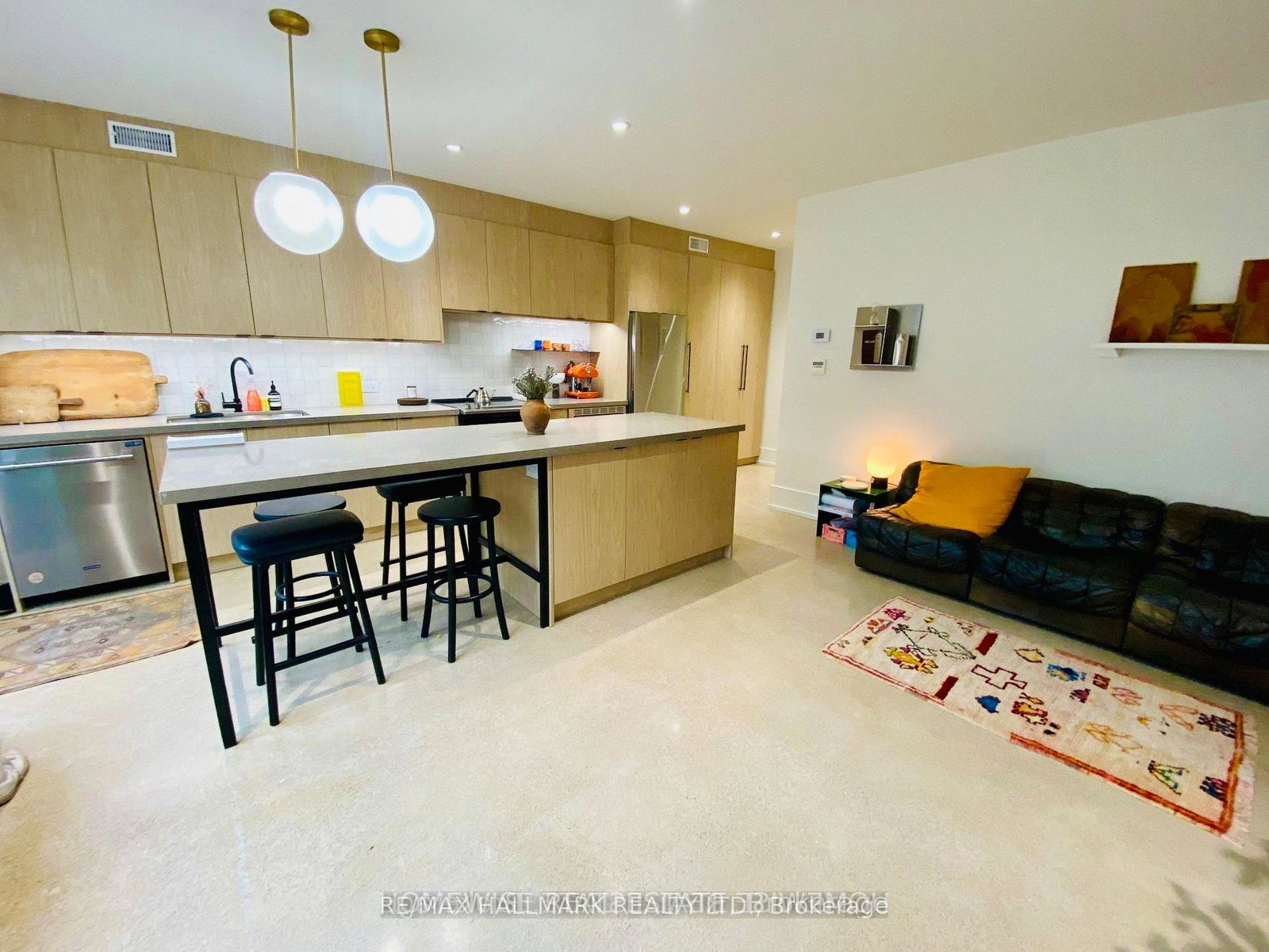 1540-king-street-w-toronto-ontario-w12788544